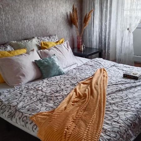 Трехкомнатные Апартаменты В 15 Микрорайоне С Видом На Каспийское Море И Возле Моря Aktau  Exterior foto